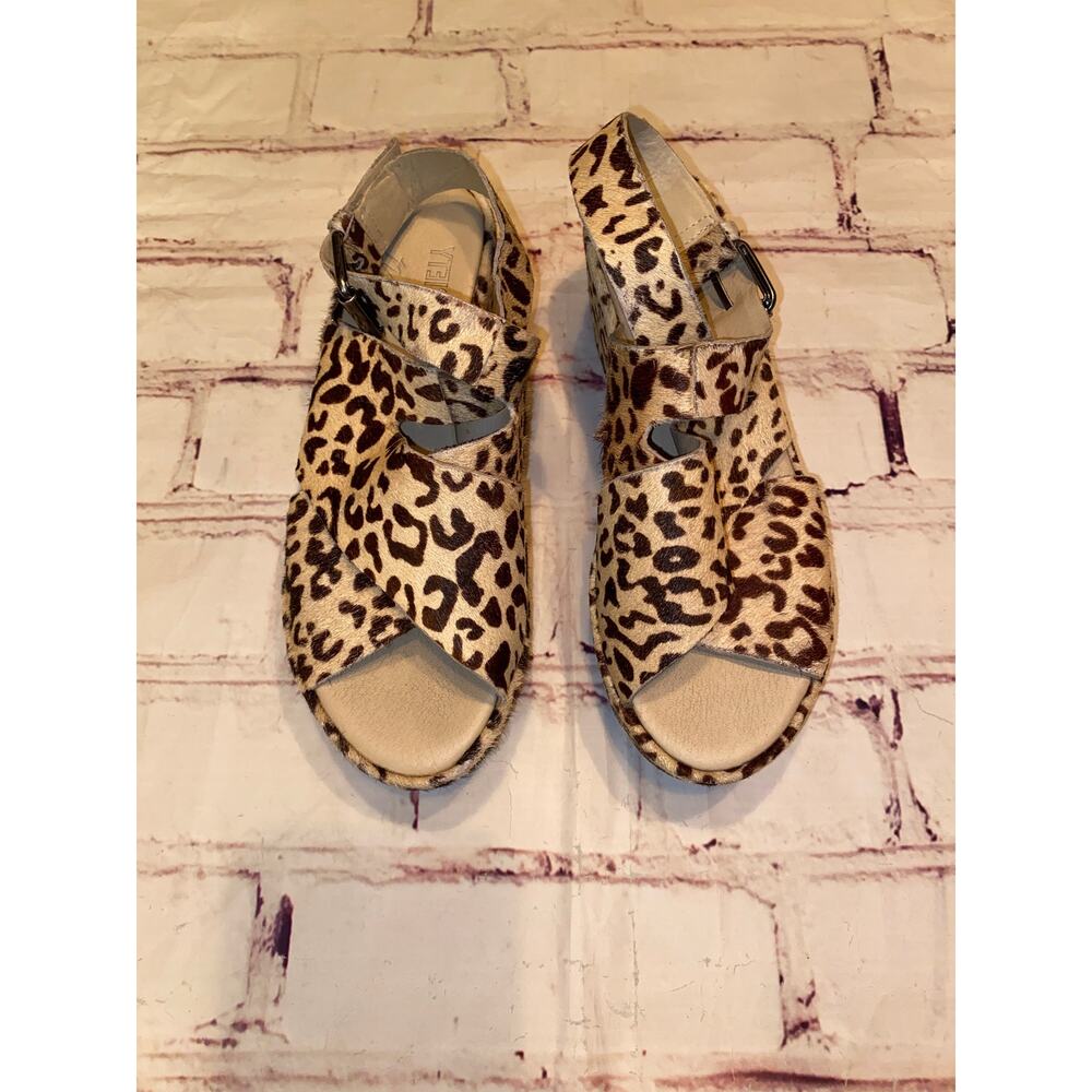 Matisse x Amuse Society Runaway Leopard Calf Hair Platform Sandals – Size 7M - Picture 2 of 9